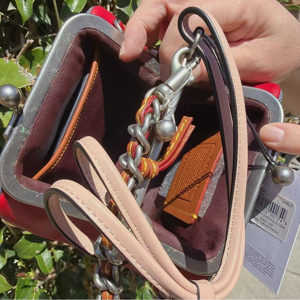 Coach Kisslock Frame Bag With Strawberry Embroidery 11326 - Picture 8 of 13